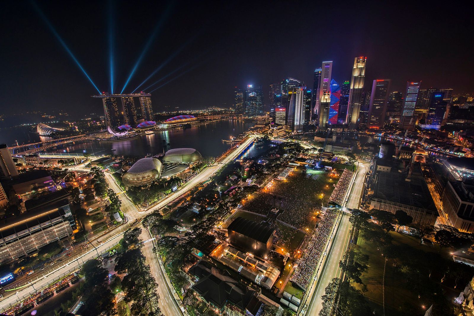 1_singapore_f1_night_race_2012_city_skyline