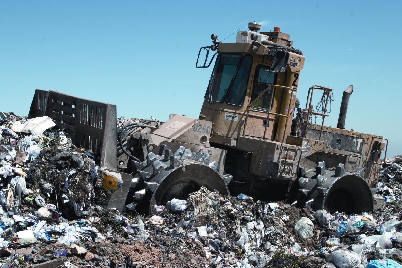 Landfill_compactor